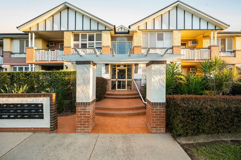 Photo - 2/151 Beatrice Terrace, Ascot QLD 4007 - Image 12