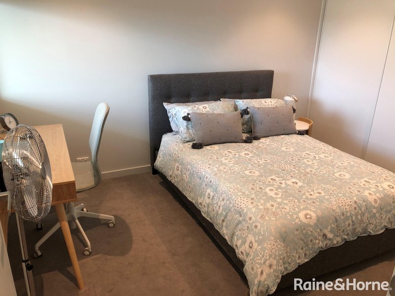 Photo - 215/1 Clark Street, Williams Landing VIC 3027 - Image 7