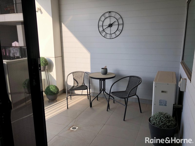 Photo - 215/1 Clark Street, Williams Landing VIC 3027 - Image 11
