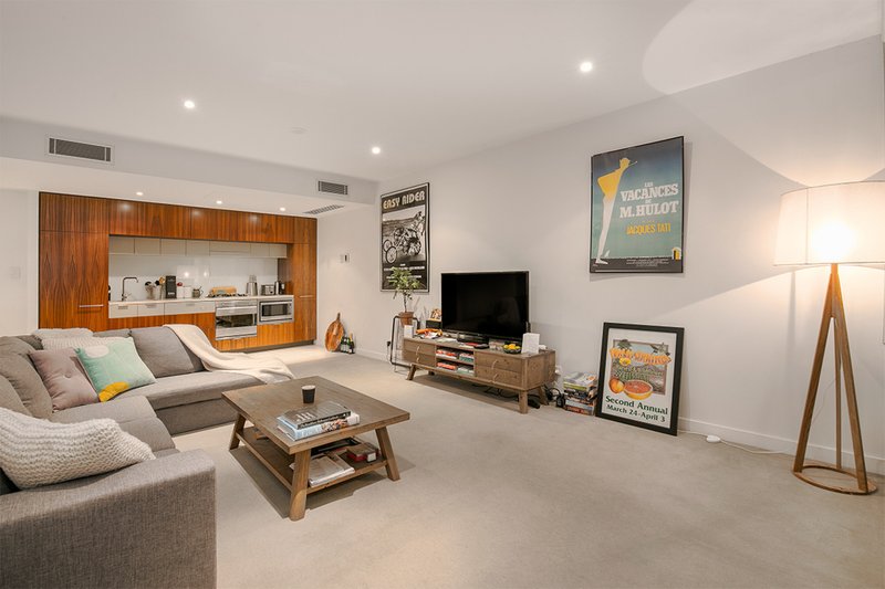 Photo - 215/10 Pidgeon Close, West End QLD 4101 - Image 3