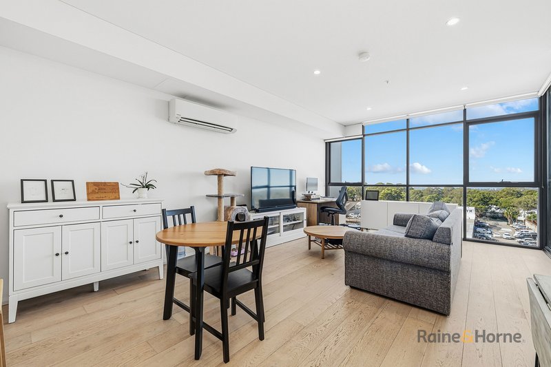 Photo - 215/10 Village Place, Kirrawee NSW 2232 - Image 1