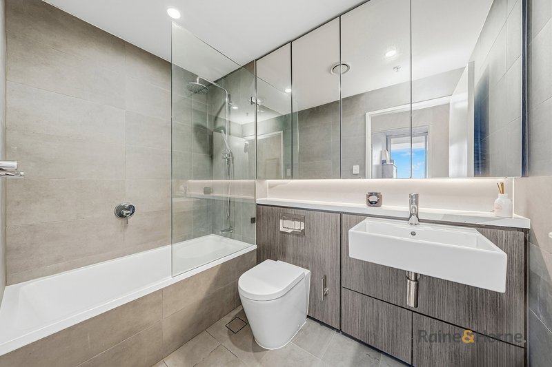 Photo - 215/10 Village Place, Kirrawee NSW 2232 - Image 9