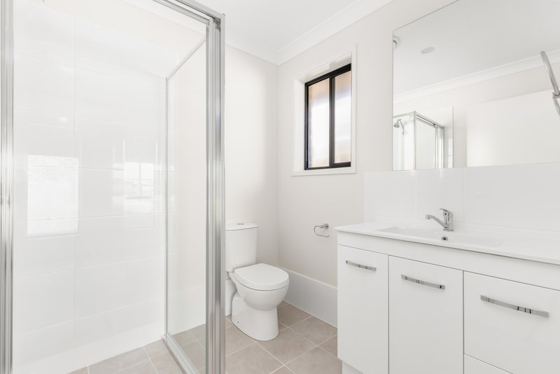 Photo - 2/152 Settlers Boulevard, Chisholm NSW 2322 - Image 9