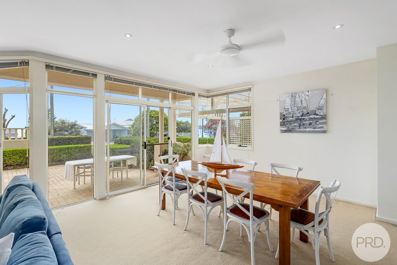 Photo - 2/152 Soldiers Point Road, Salamander Bay NSW 2317 - Image 11