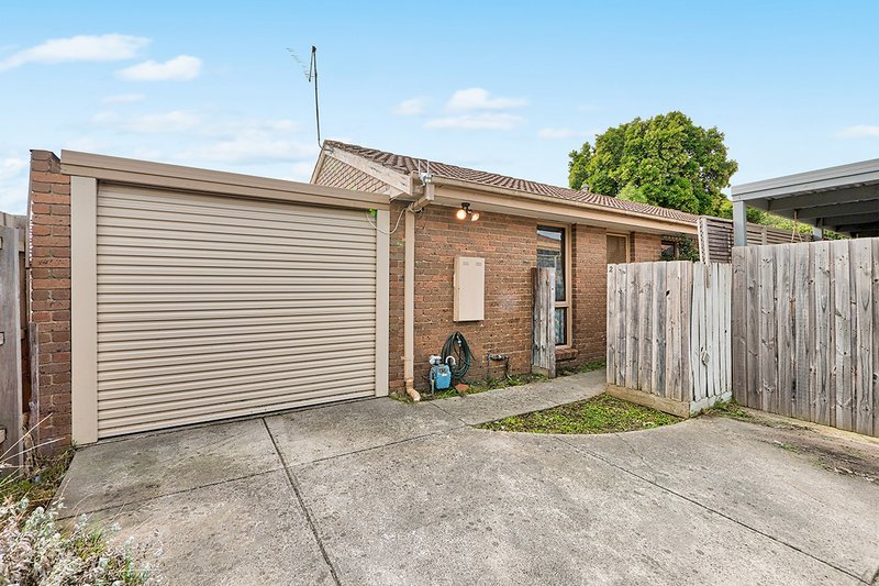 2/153 Fordholm Road, Hampton Park VIC 3976