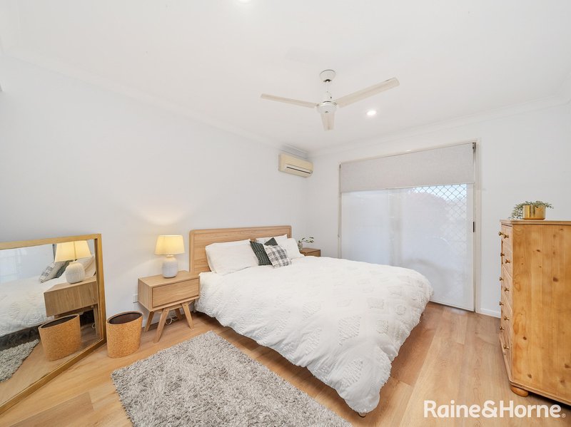Photo - 2/154 Albany Creek Road, Aspley QLD 4034 - Image 5
