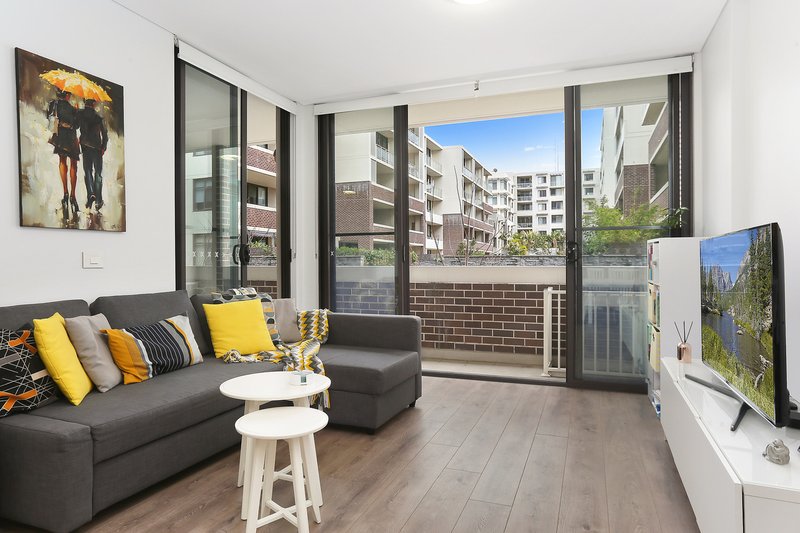 215/4 Baywater Drive, Wentworth Point NSW 2127