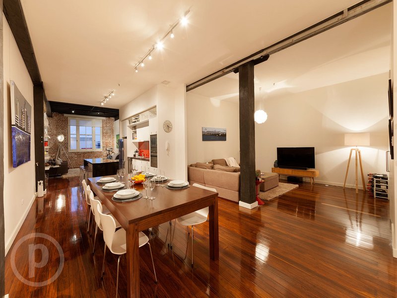 Photo - 215/50 Macquarie Street, Teneriffe QLD 4005 - Image 2