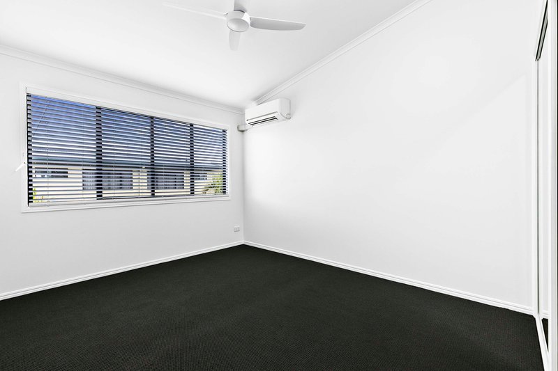 Photo - 21/56-58 Main Street, Pialba QLD 4655 - Image 11