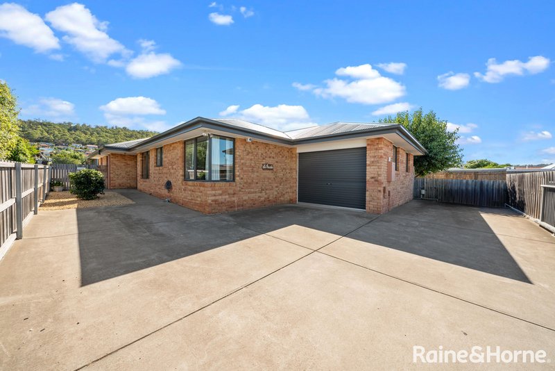 2/156 Clarence Street, Bellerive TAS 7018