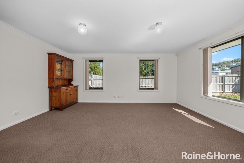 Photo - 2/156 Clarence Street, Bellerive TAS 7018 - Image 5