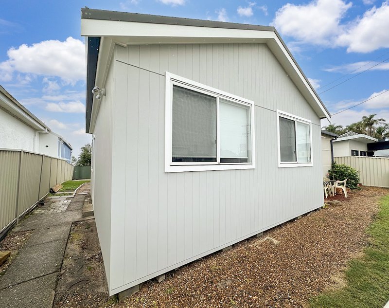 Photo - 2/156 Main Road, Toukley NSW 2263 - Image 1