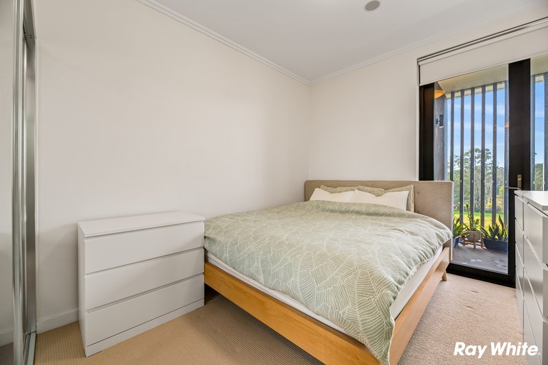 Photo - 215/8 Roland Street, Rouse Hill NSW 2155 - Image 4