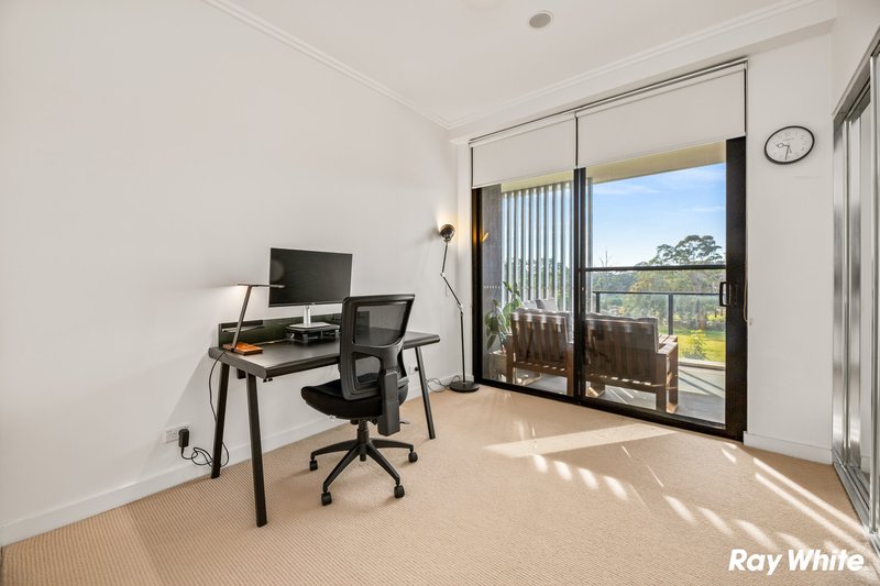 Photo - 215/8 Roland Street, Rouse Hill NSW 2155 - Image 5