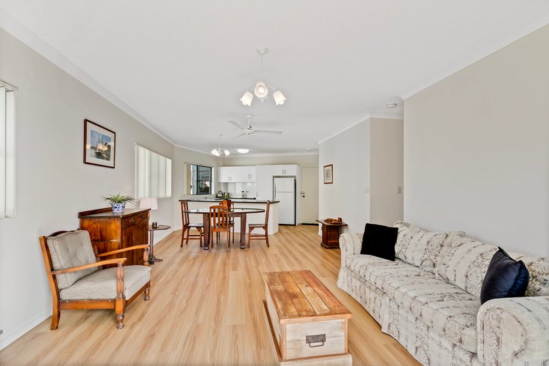 Photo - 2/159 Bradman Avenue, Maroochydore QLD 4558 - Image 10