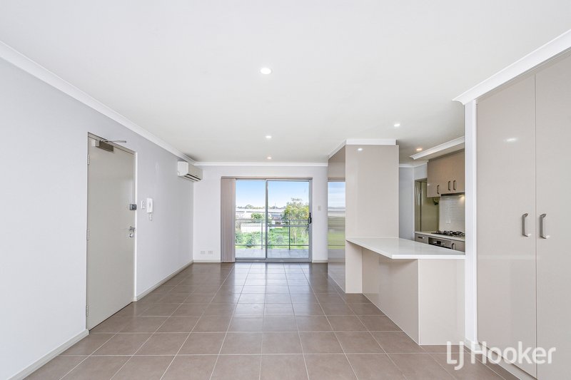 Photo - 215/9 Central Terrace, Beckenham WA 6107 - Image 4