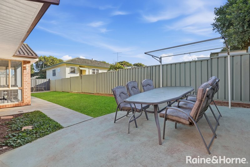 Photo - 215A Carpenter Street, St Marys NSW 2760 - Image 10
