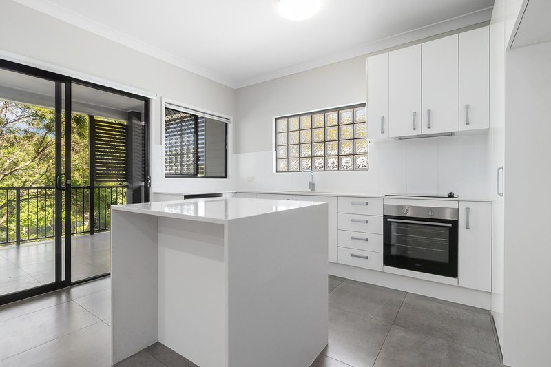 2/15A Grafton Street, Windsor QLD 4030