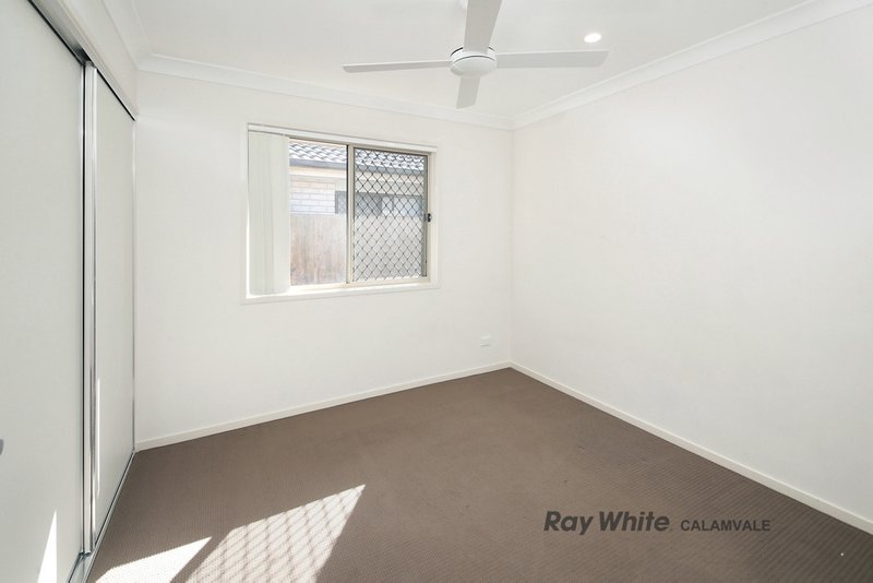 Photo - 2/15a Haig Road, Loganlea QLD 4131 - Image 4