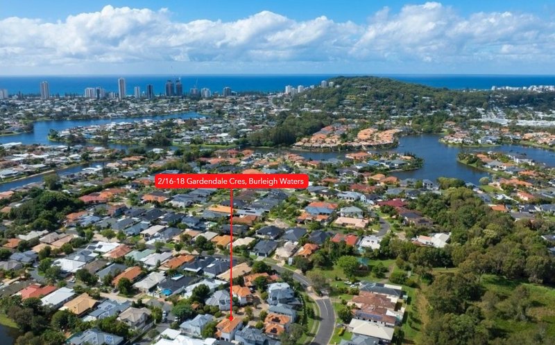 Photo - 2/16-18 Gardendale Crescent, Burleigh Waters QLD 4220 - Image 2