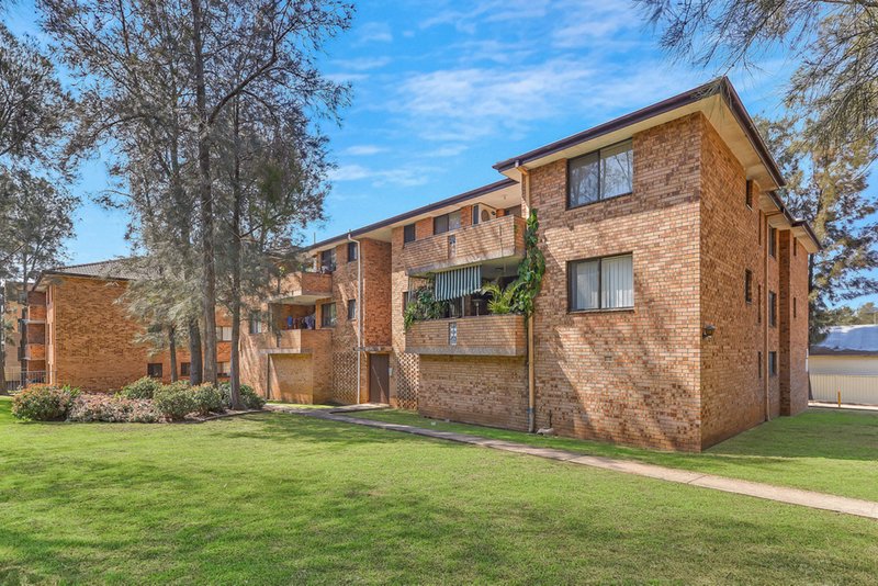 2/16-20 Dellwood Street, Bankstown NSW 2200