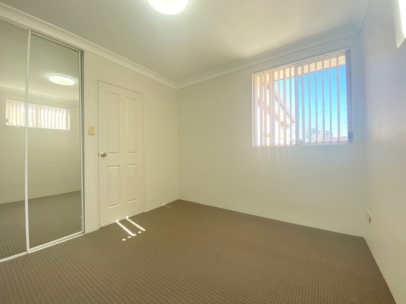 Photo - 2/16-20 Swete Street, Lidcombe NSW 2141 - Image 4