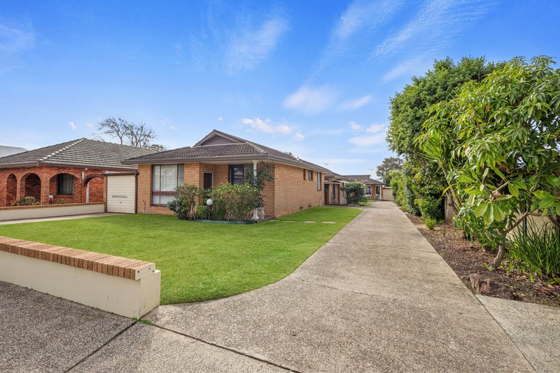 Photo - 2/16 Albert Street, Bexley NSW 2207 - Image 2