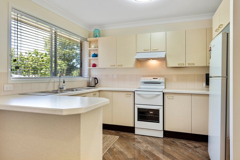 Photo - 2/16 Augusta Place, Mollymook Beach NSW 2539 - Image 11