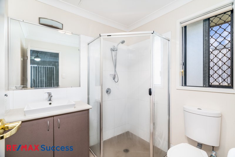 Photo - 2/16 Barwick Court, Wilsonton Heights QLD 4350 - Image 9