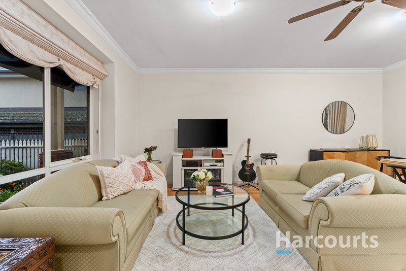 Photo - 2/16 Bishop Street, Oakleigh VIC 3166 - Image 3