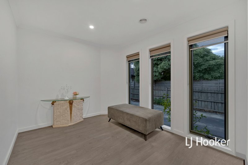 Photo - 2/16 Bride Avenue, Hampton Park VIC 3976 - Image 6