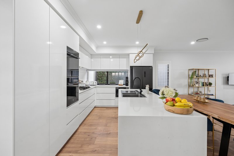 Photo - 216 Bridgewater Drive, Kallaroo WA 6025 - Image 4
