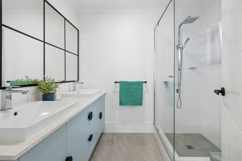 Photo - 216 Bridgewater Drive, Kallaroo WA 6025 - Image 16