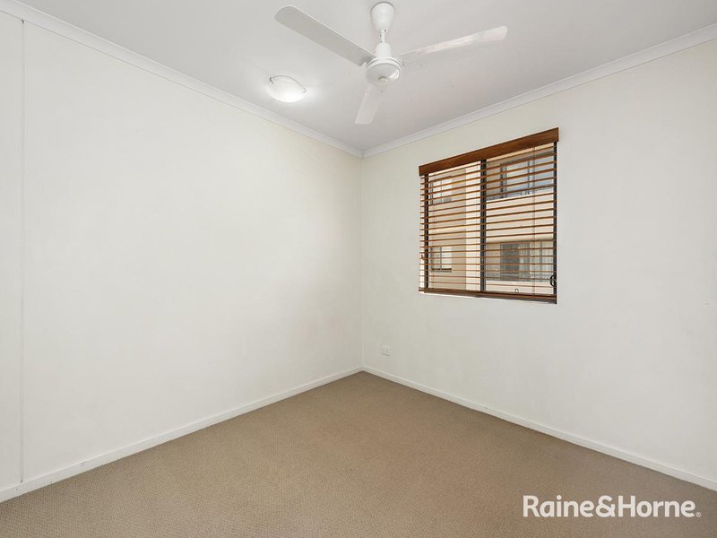 Photo - 2/16 Cadell Street, Toowong QLD 4066 - Image 5