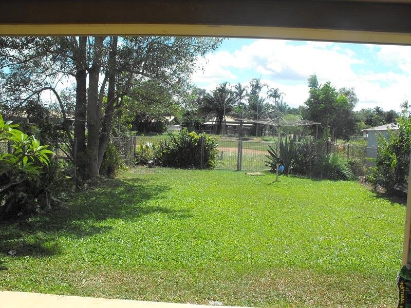 Photo - 2/16 Christie Avenue, Weipa QLD 4874 - Image 9