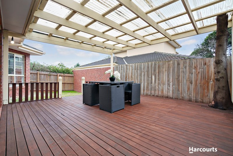 Photo - 2/16 Churchill Avenue, Chadstone VIC 3148 - Image 10