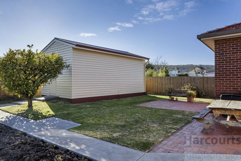 Photo - 216 Clarence Street, Howrah TAS 7018 - Image 18