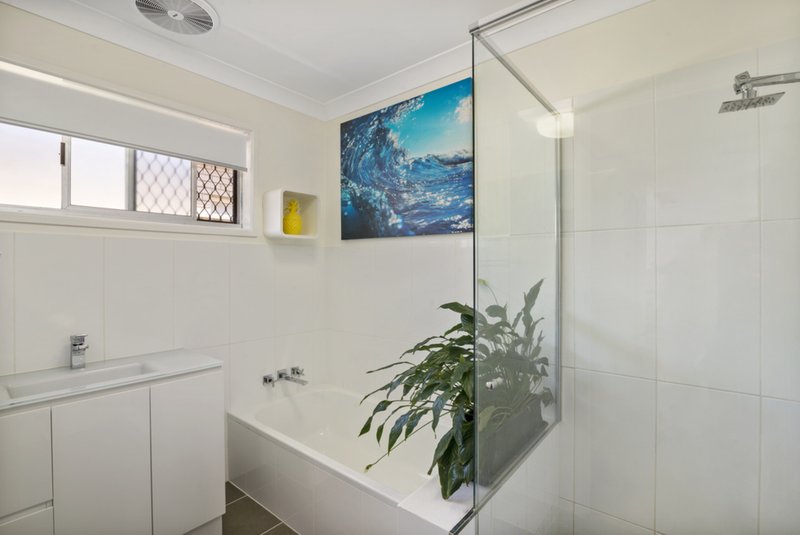 Photo - 2/16 Durran Street, Tugun QLD 4224 - Image 7