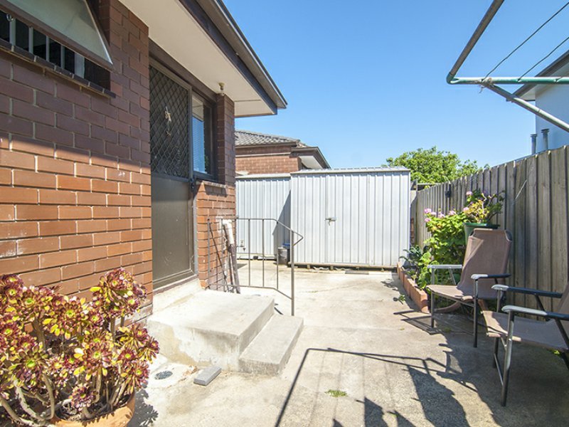 Photo - 2/16 Frank Street, Noble Park VIC 3174 - Image 10