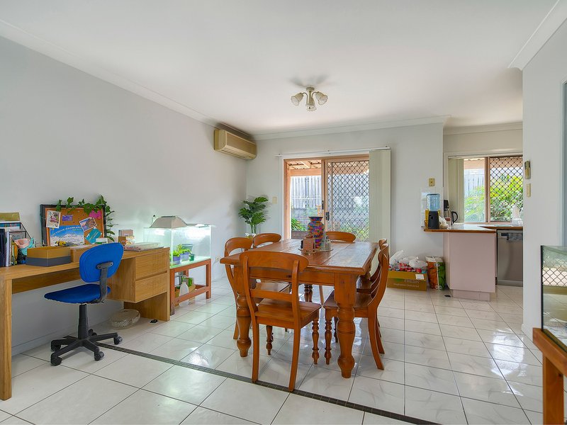 Photo - 2/16 Griffith Street, Everton Park QLD 4053 - Image 3