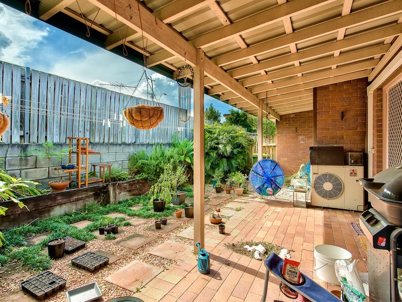 Photo - 2/16 Griffith Street, Everton Park QLD 4053 - Image 5