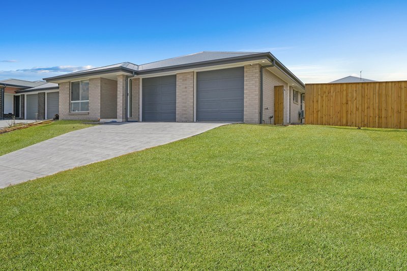 2/16 Guy Close, Greta NSW 2334