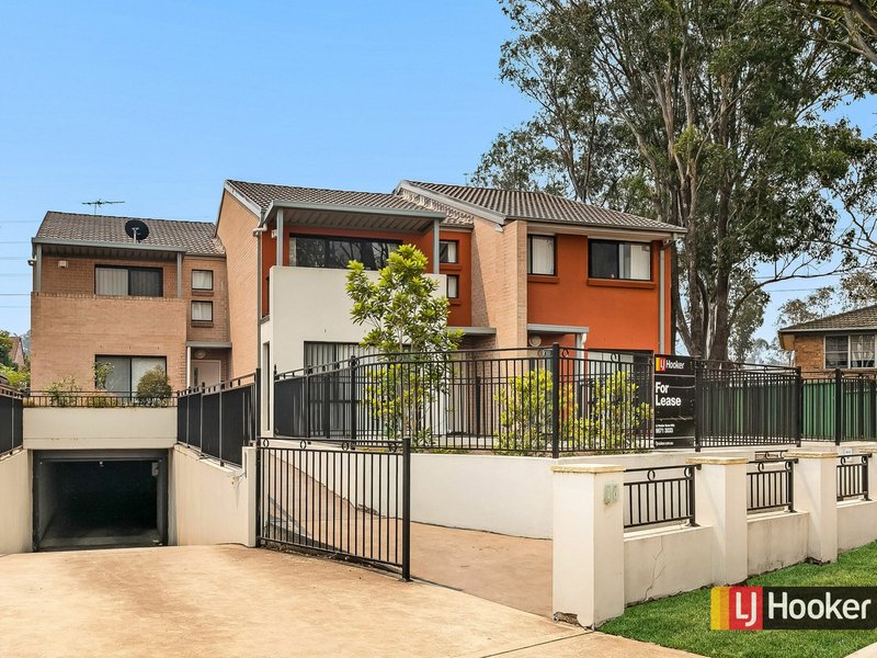 2/16 Highland Avenue, Toongabbie NSW 2146