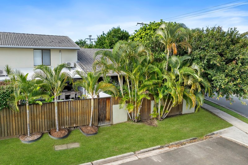 Photo - 2/16 Hilton Terrace, Tewantin QLD 4565 - Image 5