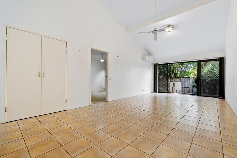 Photo - 2/16 Hilton Terrace, Tewantin QLD 4565 - Image 12