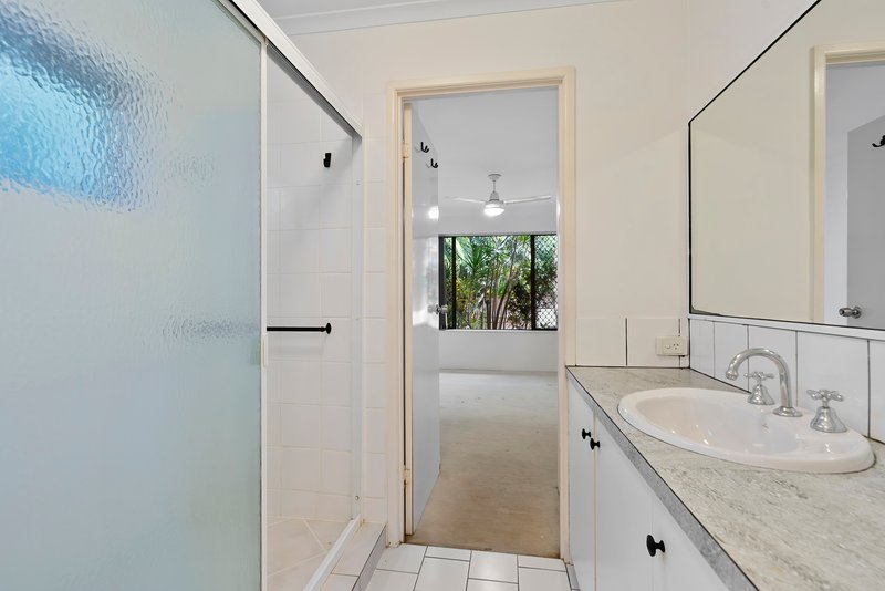 Photo - 2/16 Hilton Terrace, Tewantin QLD 4565 - Image 16