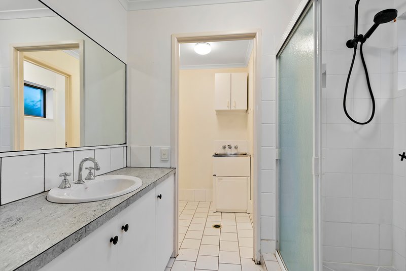 Photo - 2/16 Hilton Terrace, Tewantin QLD 4565 - Image 17