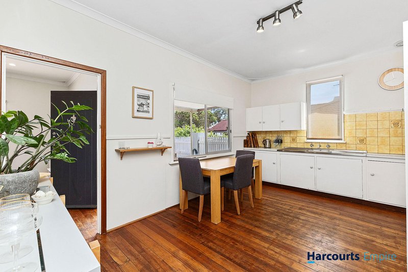 Photo - 216 Holbeck Street, Doubleview WA 6018 - Image 11