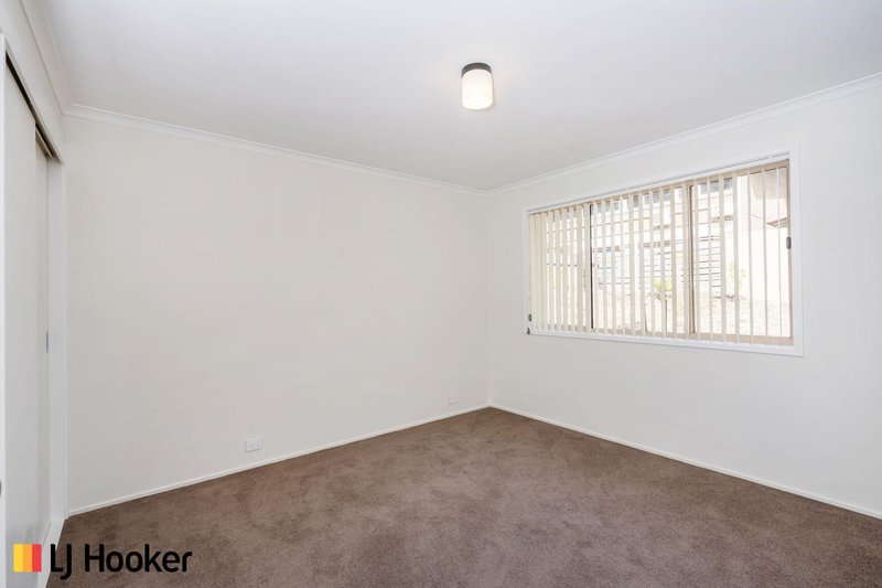 Photo - 21/6 Kemsley Place, Pearce ACT 2607 - Image 7