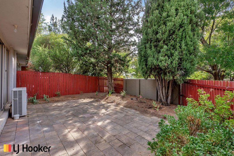 Photo - 21/6 Kemsley Place, Pearce ACT 2607 - Image 9